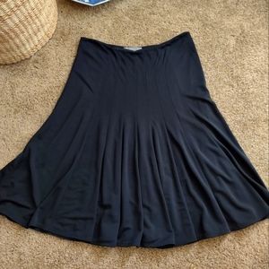 Ann Taylor Black Pleated Swing Skirt Sz. 0